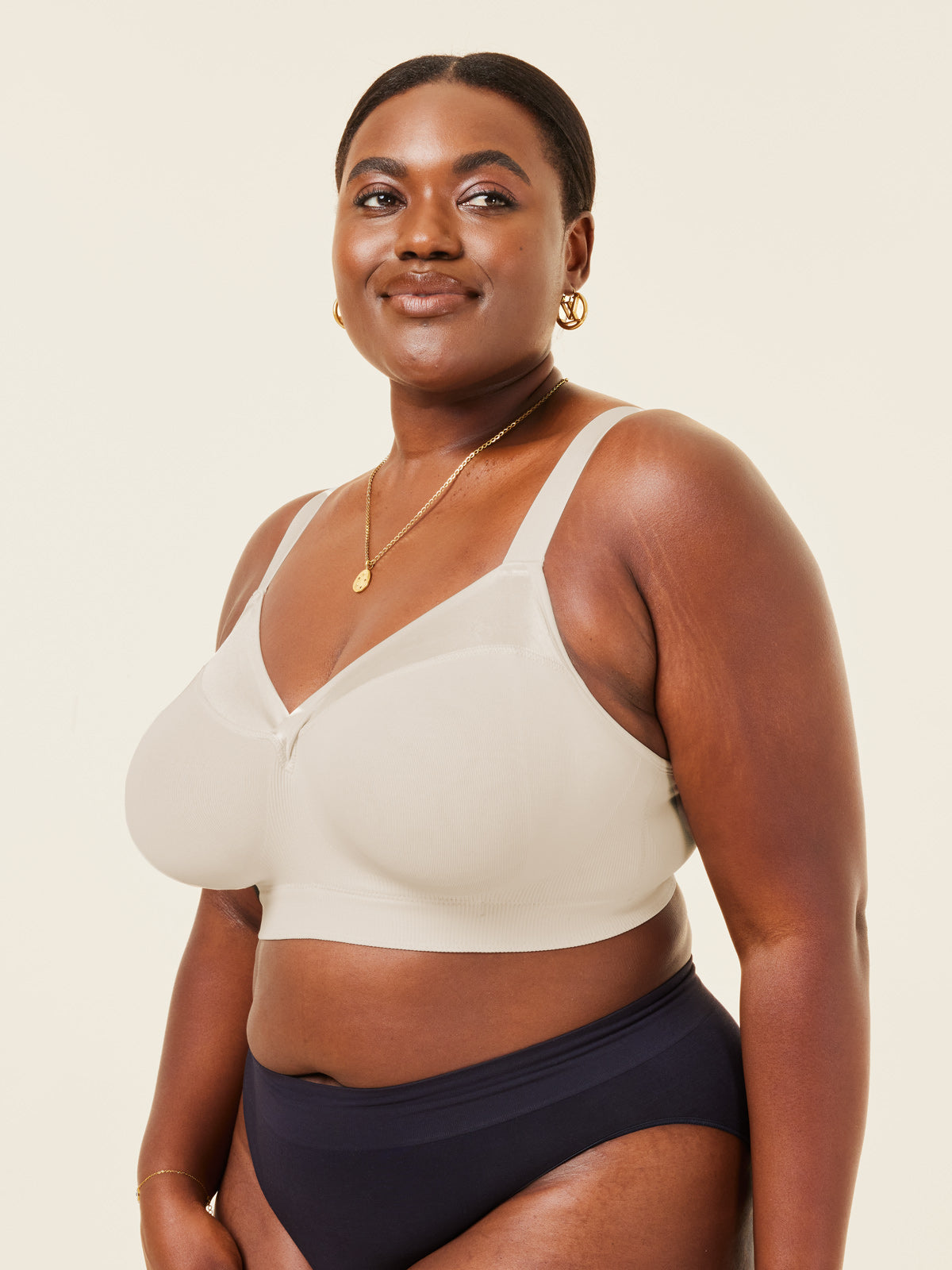 5 European Bra Brands for Full Bust & Plus Sized Women. / Luxury